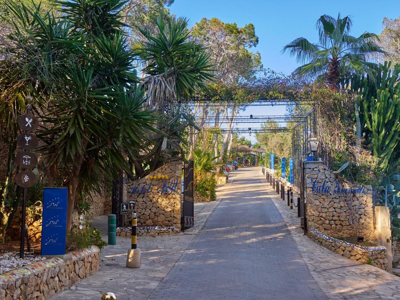 Hotel Petit Cala Fornells Peguera Exterior foto